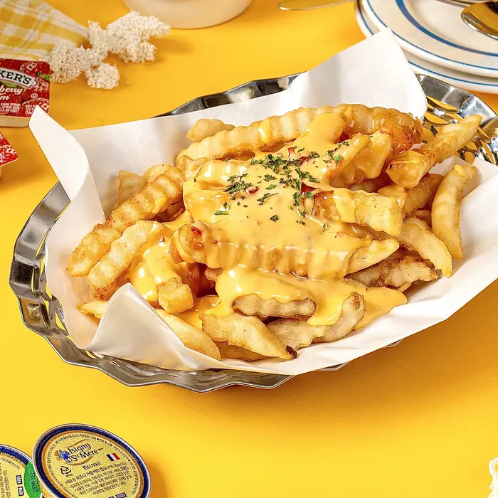오지치즈 프렌치프라이 — Aussie cheese fries, 히포 브런치하우스